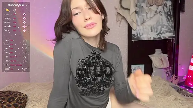 Kolette Gray online show from 10, 2, 2026