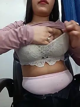Snapshot of Sania-Love chatting on 24, 5, 2026 Sania-Love online show from 24, 5, 2026