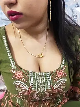Snapshot of Sania-Love chatting on 17, 5, 2026 Sania-Love online show from 17, 5, 2026