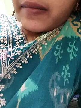Snapshot of Sania-Love chatting on 4, 5, 2026 Sania-Love online show from 4, 5, 2026