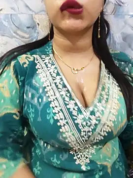 Snapshot of Sania-Love chatting on 20, 5, 2026 Sania-Love online show from 20, 5, 2026