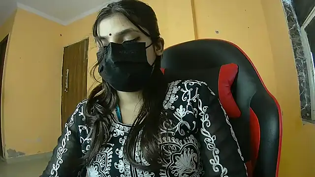 callmeshreya online show from 29, 3, 2026