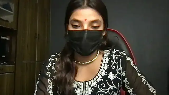 callmeshreya online show from 23, 4, 2026