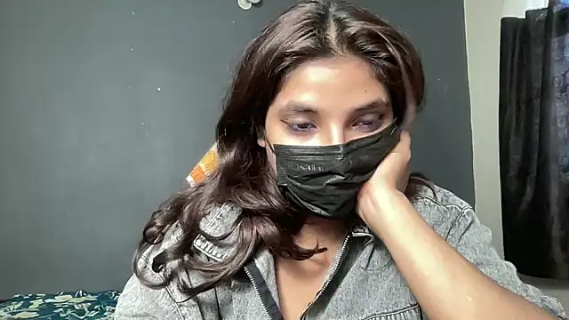 callmeshreya online show from 11, 4, 2026