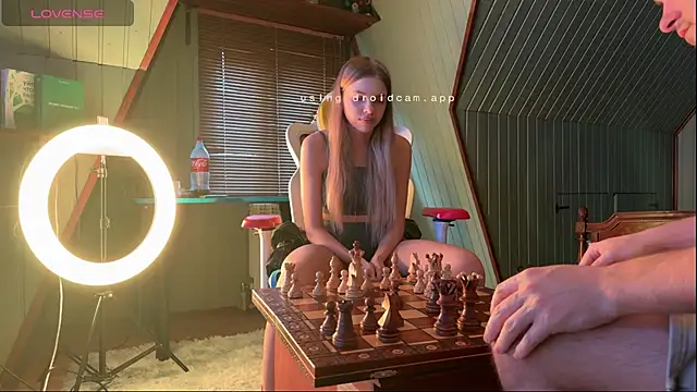 Alice1 secret online show from 17, 9, 2025