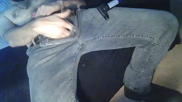 Snapshot of Spunwhiteboy1992 chatting on 26, 10, 2025 Spunwhiteboy1992 online show from 26, 10, 2025