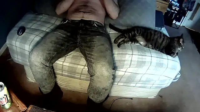 Spunwhiteboy1992 online show from 19, 4, 2026