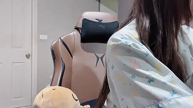 Snapshot of nenechuchu chatting on 9, 6, 2026 nenechuchu online show from 9, 6, 2026