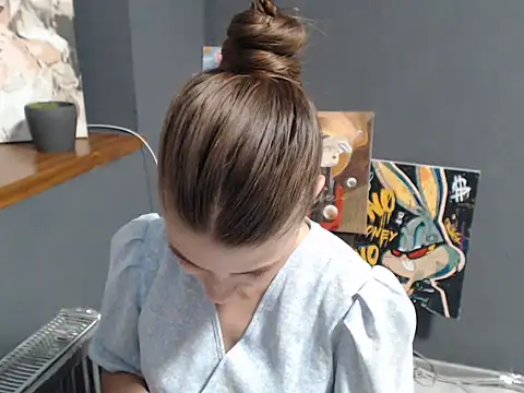 Snapshot of felicity_gold chatting on 18, 6, 2026 felicity gold online show from 18, 6, 2026