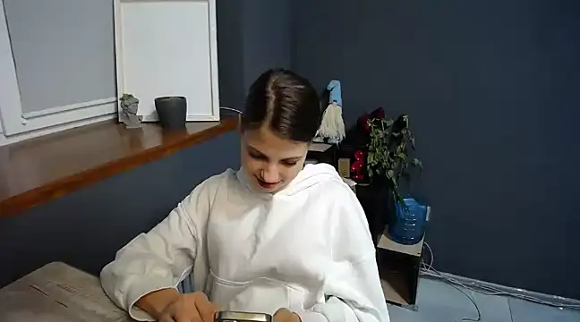 felicity gold online show from 5, 3, 2025