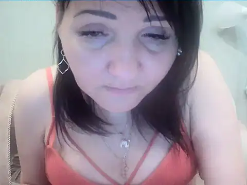 ClaireSunset online show from 29, 10, 2025