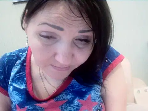ClaireSunset online show from 9, 6, 2026