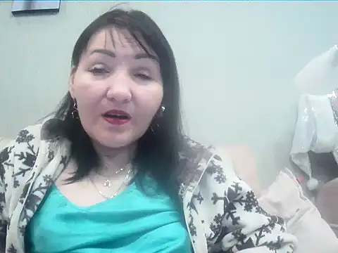 ClaireSunset online show from 2, 11, 2025