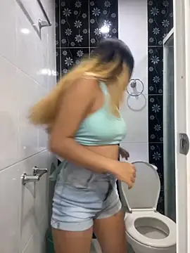 Naomi991 online show from 9, 10, 2025