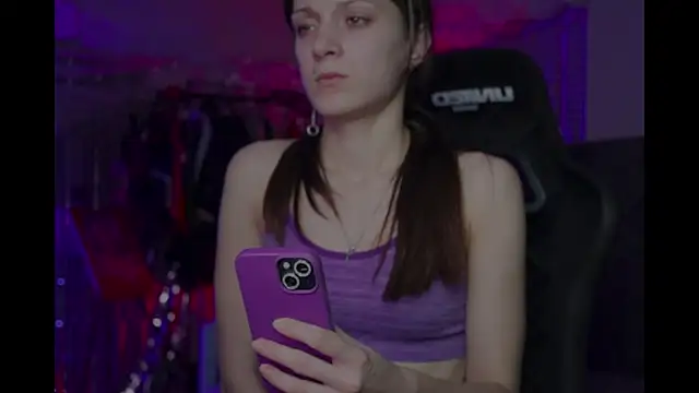 Kathleen Meow online show from 18, 10, 2025