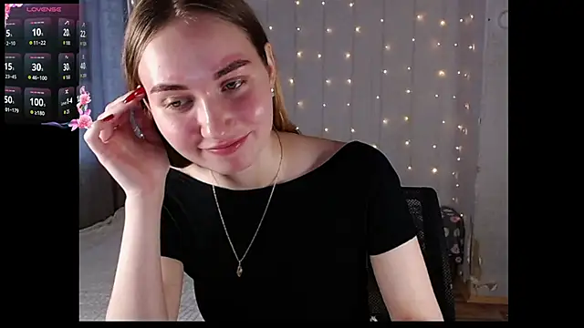 Snapshot of Miya_Mark chatting on 15, 9, 2025 Miya Mark online show from 15, 9, 2025