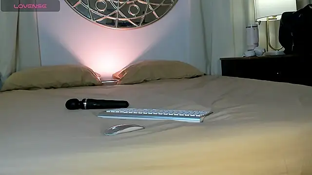 Belliinda 21 online show from 25, 10, 2025