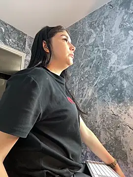 Belliinda 21 online show from 22, 4, 2026