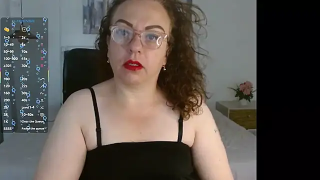 Tania Goddess  online show from 17, 9, 2025