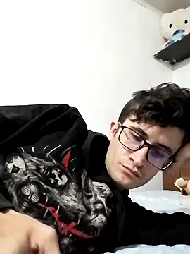 Loggan donnelly online show from 16, 12, 2025