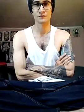 Loggan donnelly online show from 7, 3, 2026