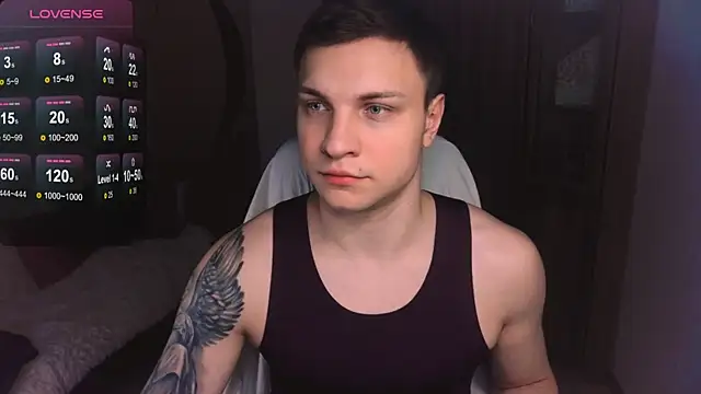 handsome guy01 online show from 24, 1, 2025