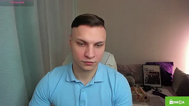 handsome guy01 online show from 14, 4, 2026