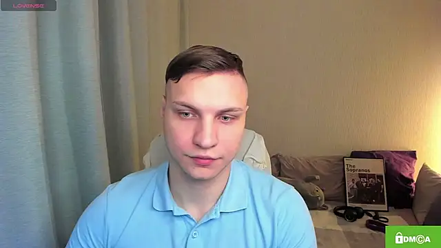 handsome guy01 online show from 15, 4, 2026