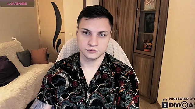 handsome guy01 online show from 11, 11, 2025