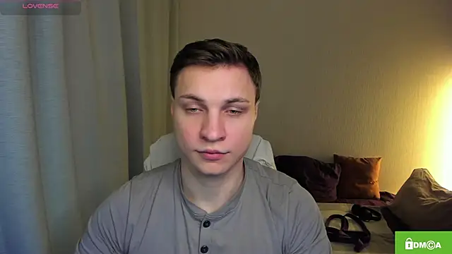 handsome guy01 online show from 5, 4, 2026