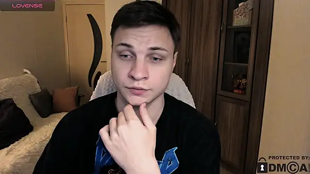 handsome guy01 online show from 11, 11, 2025