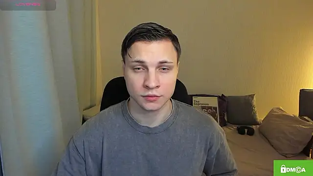 handsome guy01 online show from 23, 2, 2026