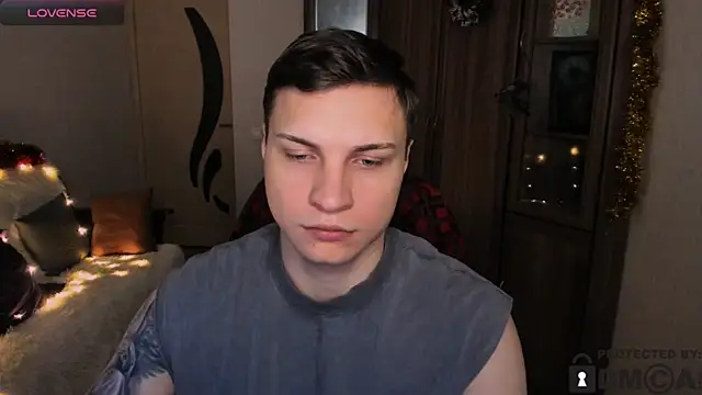 handsome guy01 online show from 1, 12, 2025