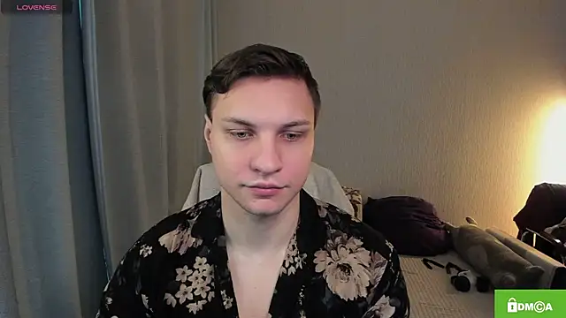 Snapshot of handsome_guy01 chatting on 28, 6, 2026 handsome guy01 online show from 28, 6, 2026