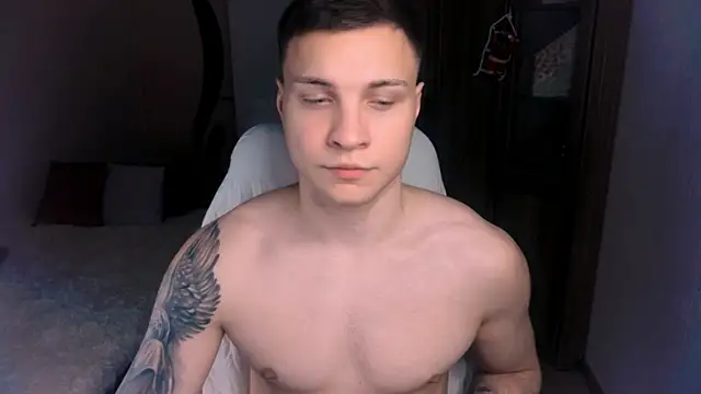 handsome guy01 online show from 30, 12, 2024