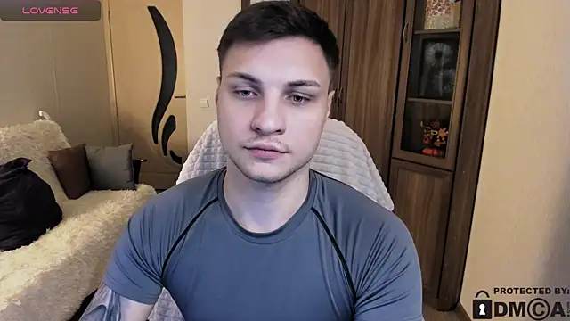 handsome guy01 online show from 28, 10, 2025