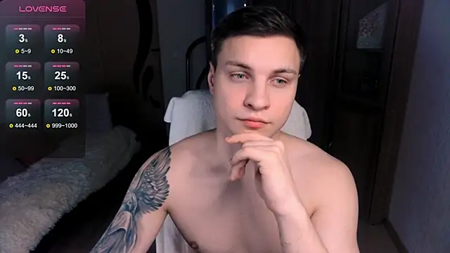 handsome guy01 online show from 21, 1, 2025