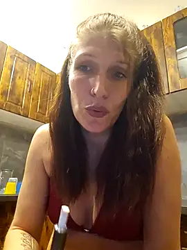 Lenchen  online show from 28, 2, 2026