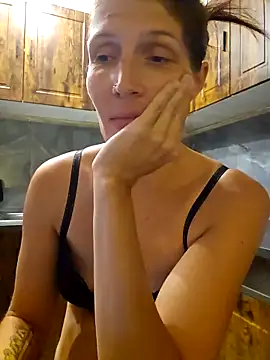 Snapshot of Lenchen_ chatting on 11, 6, 2026 Lenchen online show from 11, 6, 2026