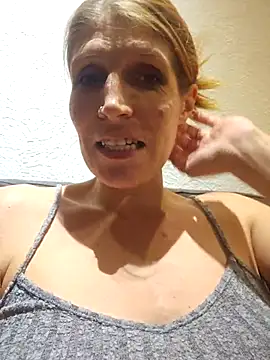 Lenchen  online show from 2, 11, 2025