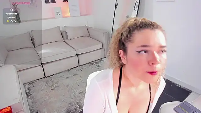 Sasha belova online show from 16, 10, 2025