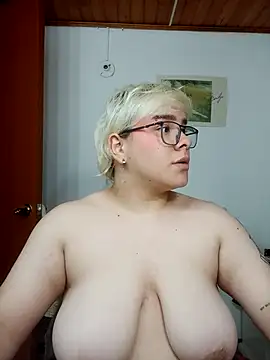 amalia love online show from 24, 10, 2025