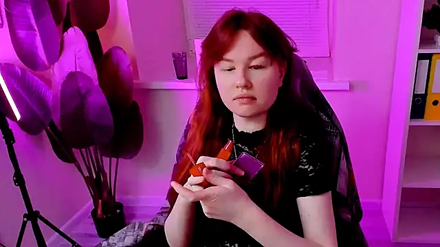 CarolGiggly online show from 1, 12, 2025