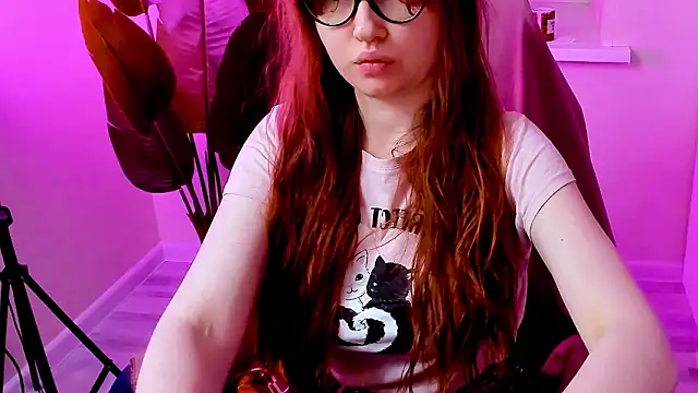 CarolGiggly online show from 8, 2, 2026