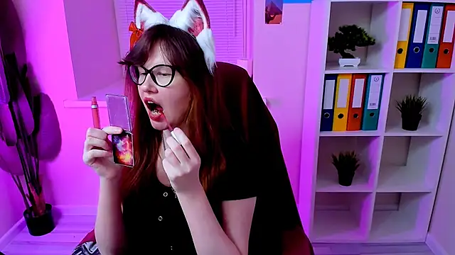 CarolGiggly online show from 15, 10, 2025