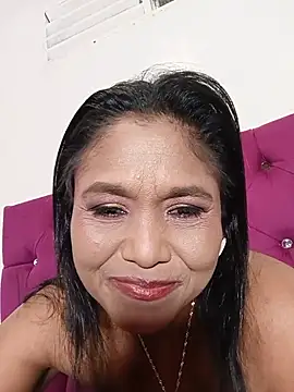 tiffany Bitch online show from 5, 7, 2026