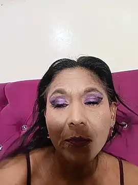 tiffany Bitch online show from 29, 5, 2026