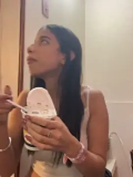 Snapshot of Praga_Pink chatting on 1, 5, 2026 Praga Pink online show from 1, 5, 2026