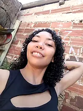 Snapshot of lianisrose chatting on 10, 1, 2025 lianisrose online show from 10, 1, 2025