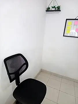 lianisrose online show from 13, 3, 2026